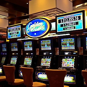 Gaming floor, The Star Casino